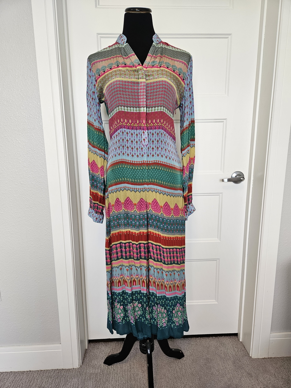 Multicolor Patterned Long Sleeve Pant Suit